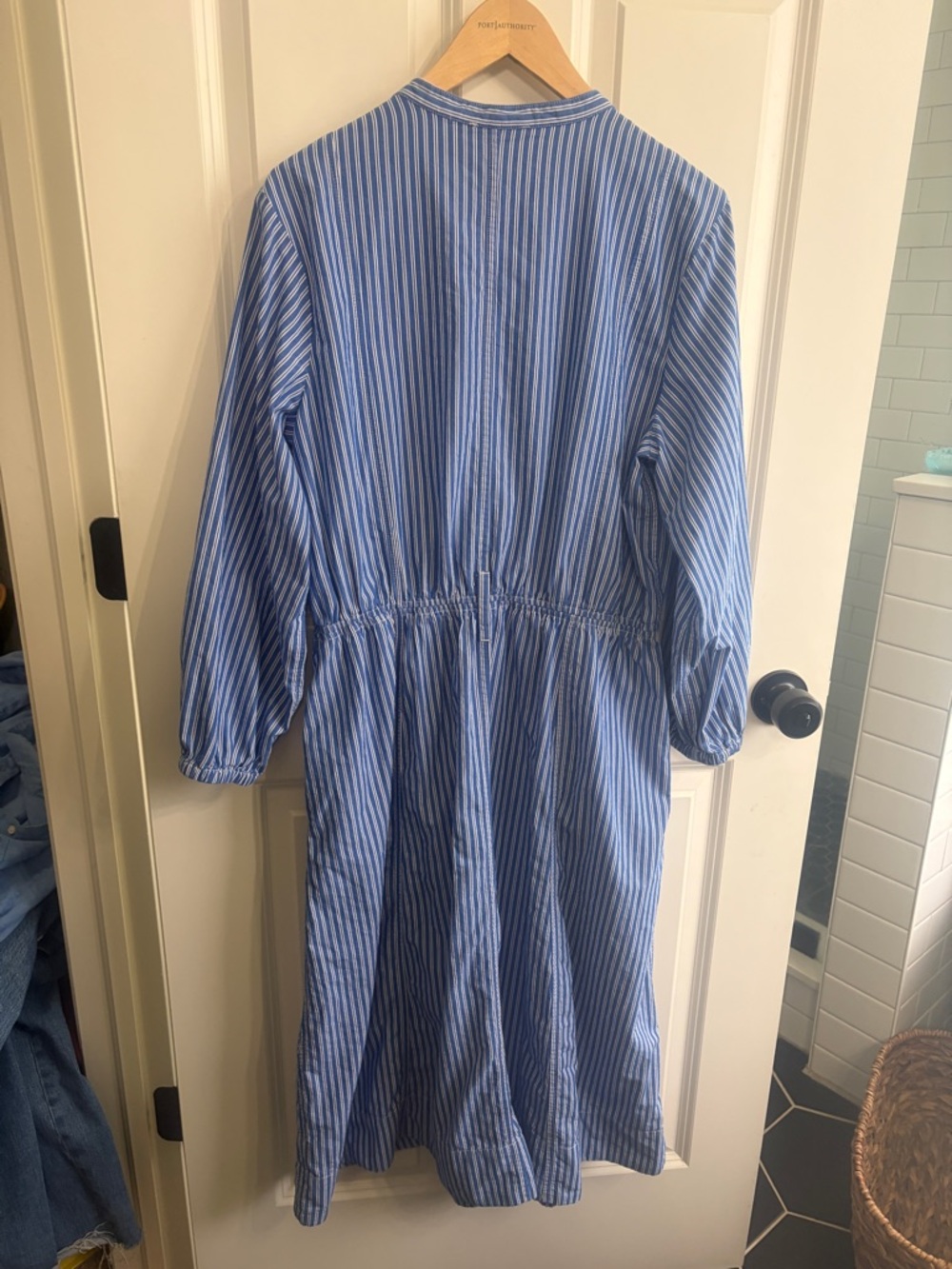 Great condition Free Assembly size L/12 Blue Striped Midi Dress. Missing sash. - Picture 8 of 11